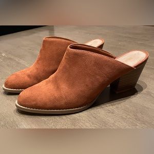 Old Navy Mule Slides